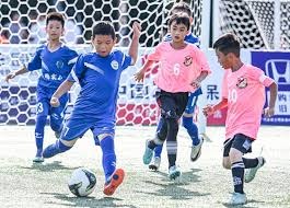 他回家了，回到了深爱的巴塞罗那